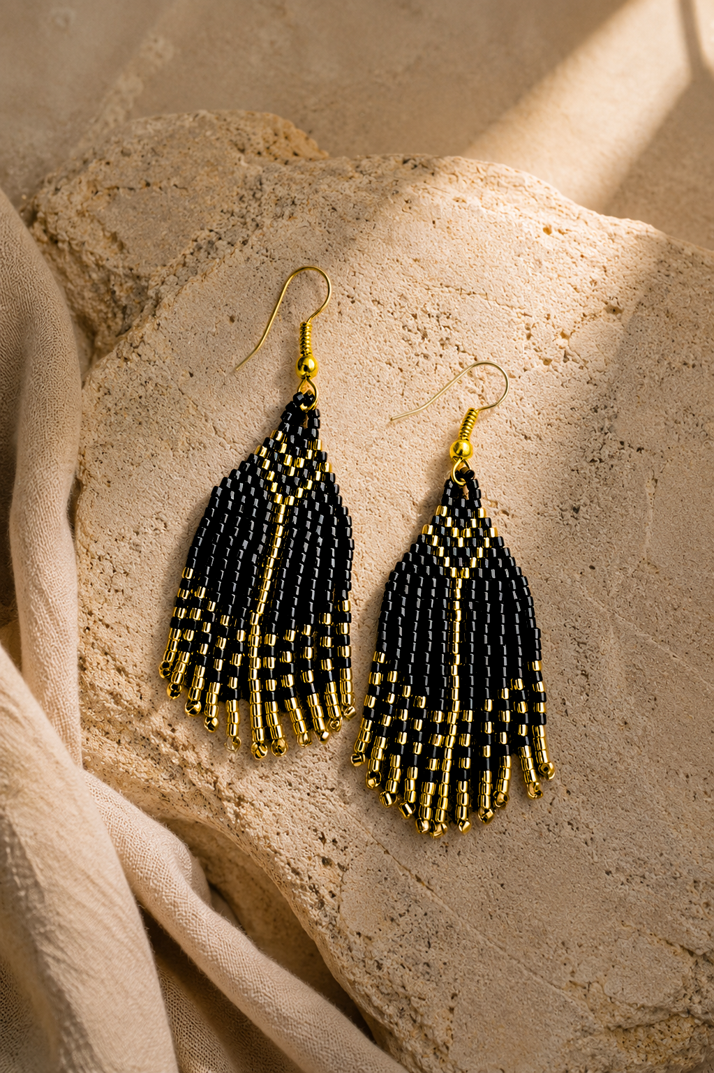Remembrance (black)